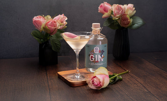 🌹 Rose Martini – Der florale Twist auf den Klassiker mit Blütenzauber Gin 🍸✨
